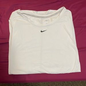 Nike T-shirt